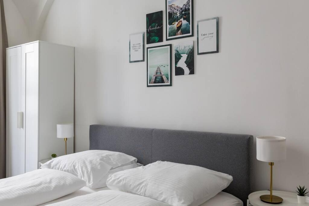 Apartament Free Parking I 500 Mbit Wifi I Kingsize Bed Wiedeń Zewnętrze zdjęcie